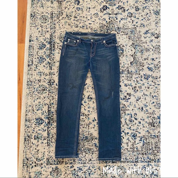 Juniors Clash Jeans - Picture 3 of 11